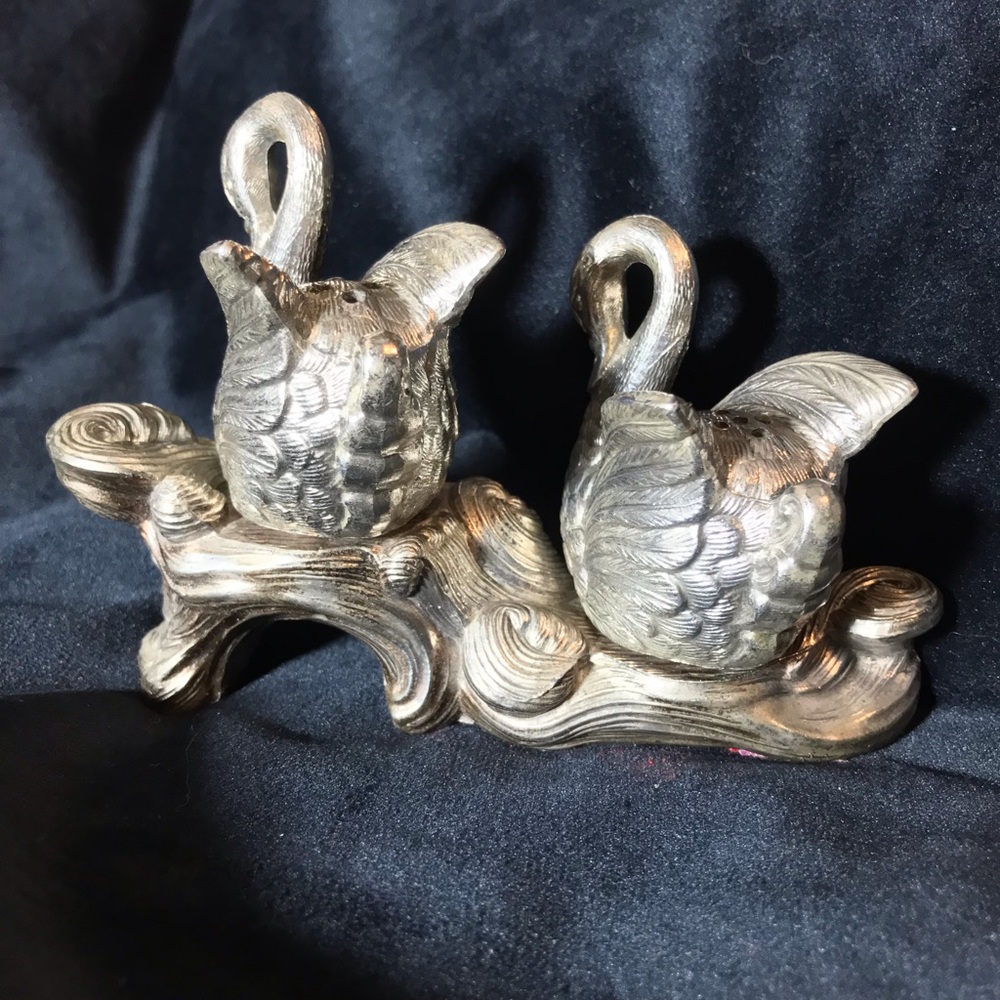 Silver Plated Salt and pepper shaker